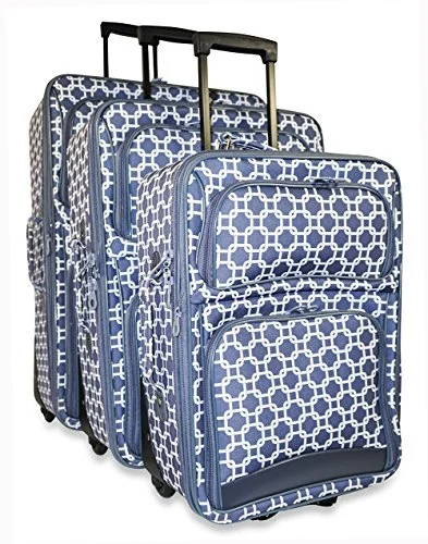 Travel garment hangers that are foldable for easy packingEver Moda Chain Link 3-Piece Luggage Set (Grey) Travel garment hangers that are foldable for easy packingEver Moda Chain Link 3-Piece Luggage Set (Grey)