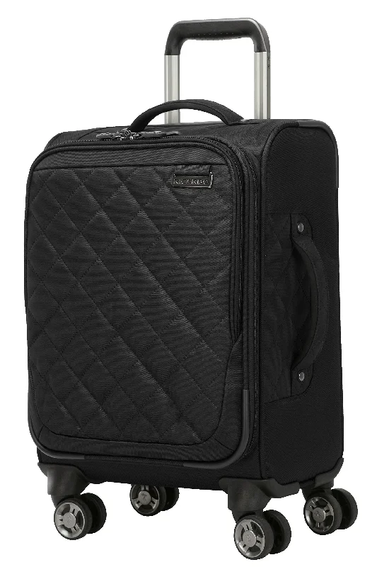 Travel document holders with multiple slots for passports and ticketsCarmel 20" 4 Wheel Expandable Wheelaboard Travel document holders with multiple slots for passports and ticketsCarmel 20" 4 Wheel Expandable Wheelaboard