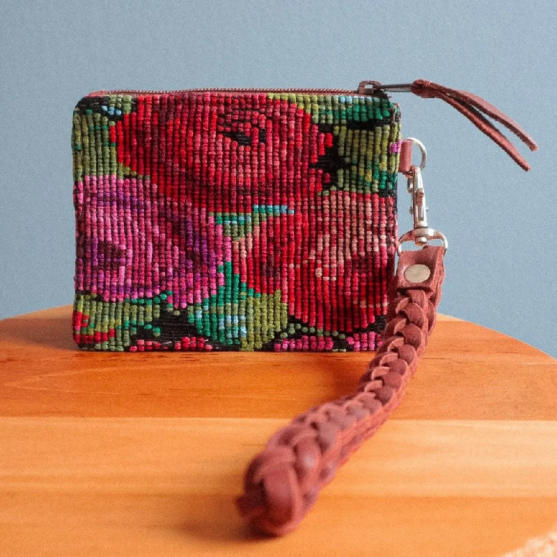 Money clips with magnetic closureMoney clips with magnetic closureHandmade Huipil Leather Wallet Wristlet - Guatemalan Fair Trade Accessory Money clips with magnetic closureMoney clips with magnetic closureHandmade Huipil Leather Wallet Wristlet - Guatemalan Fair Trade Accessory