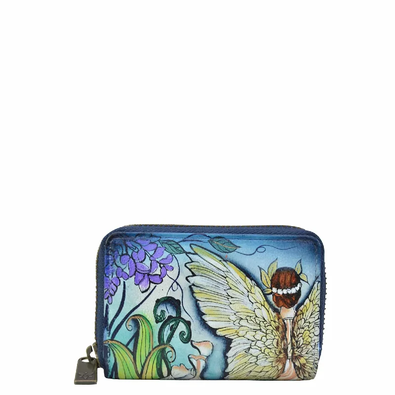 Money clips vs traditional walletsMoney clips vs traditional walletsAccordion Style Credit And Business Card Holder - 1110 Money clips vs traditional walletsMoney clips vs traditional walletsAccordion Style Credit And Business Card Holder - 1110