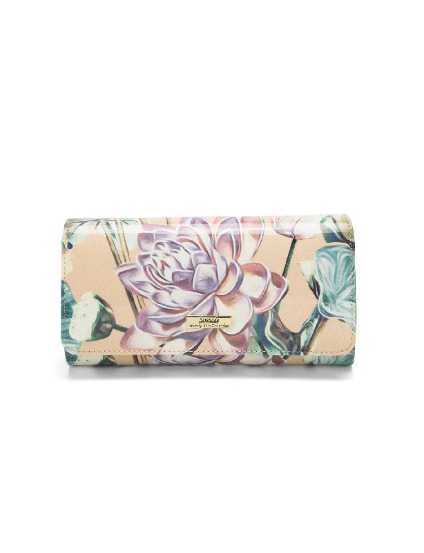 Eco-friendly money clips made from sustainable materialsEco-friendly money clips made from sustainable materialsSerenade - WSN8701 Allegra Large Wallet Eco-friendly money clips made from sustainable materialsEco-friendly money clips made from sustainable materialsSerenade - WSN8701 Allegra Large Wallet