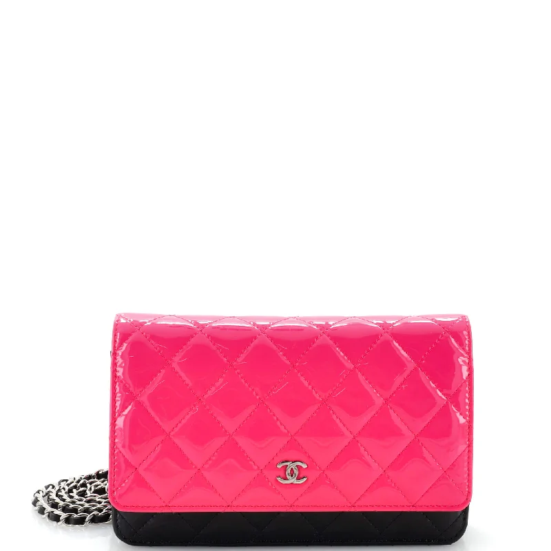 Money clips with RFID protectionBicolor Wallet on Chain Quilted Patent
