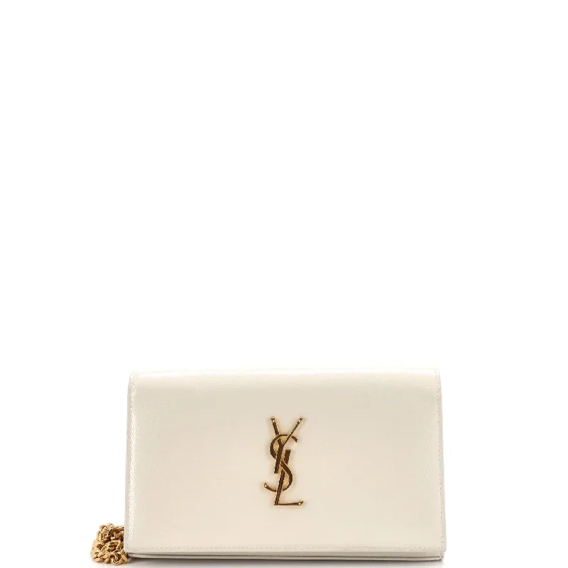 Money clips with magnetic closureClassic Monogram Wallet on Chain Patent