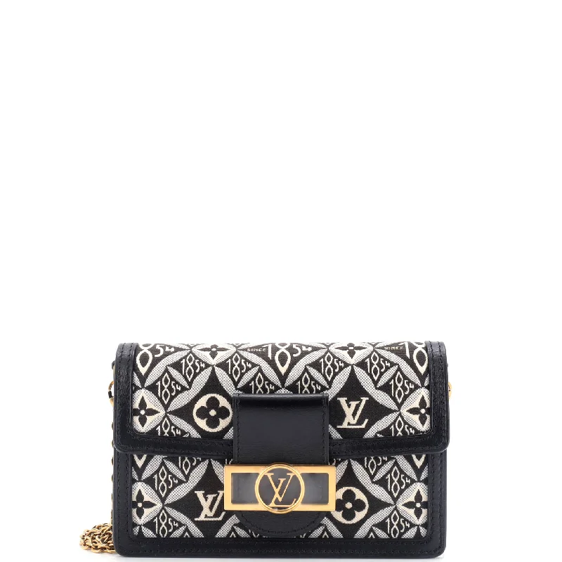 Money clips for holding large amounts of cashDauphine Chain Wallet Limited Edition Since 1854 Monogram Jacquard Money clips for holding large amounts of cashDauphine Chain Wallet Limited Edition Since 1854 Monogram Jacquard