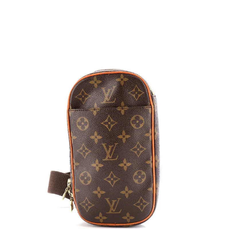 Money clips vs traditional walletsPochette Gange Monogram Canvas