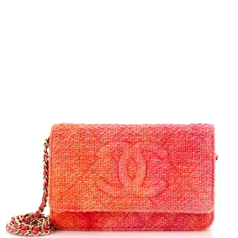 Money clips for women with sleek designsTimeless Wallet on Chain Quilted Tweed