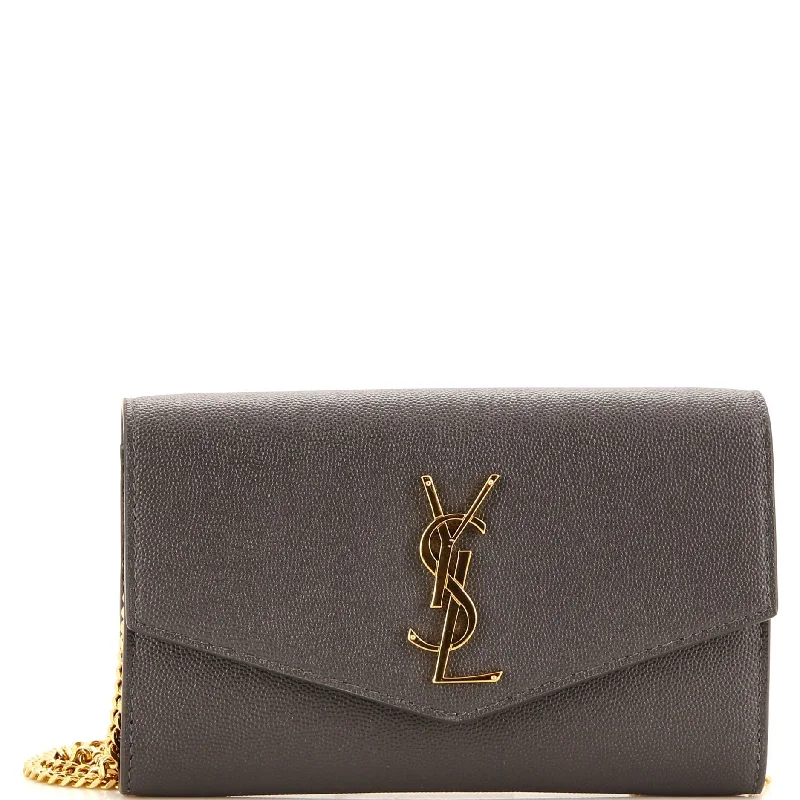 Money clips vs traditional walletsUptown Chain Wallet Leather