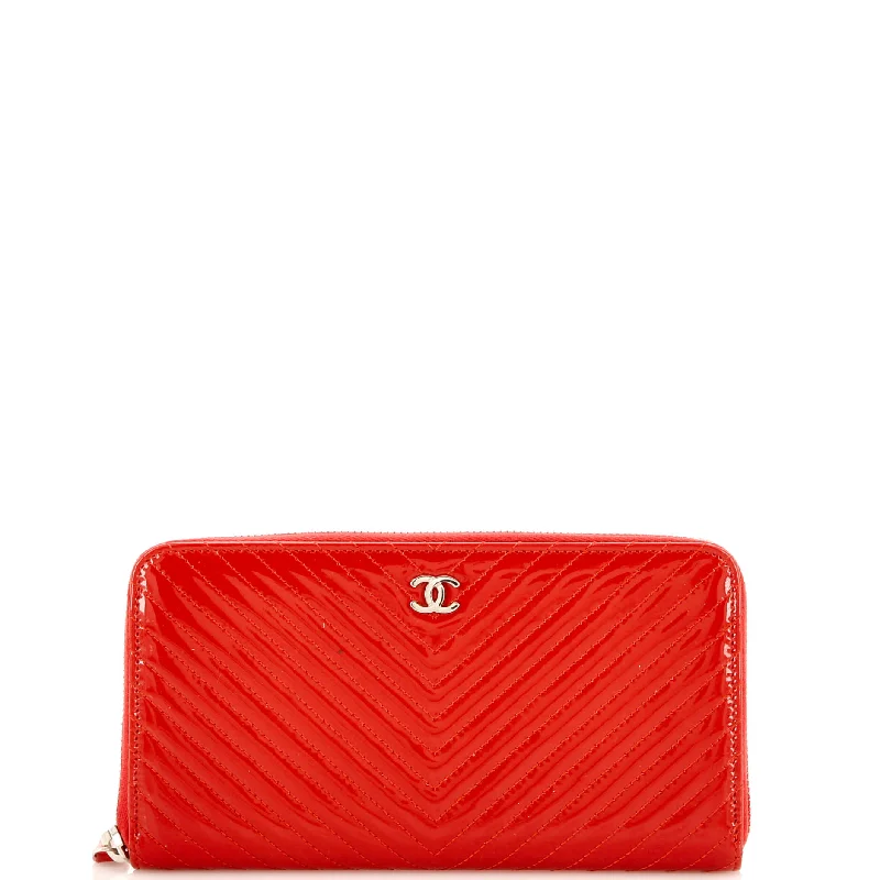 Top-rated money clips for everyday useZip Around Wallet Chevron Patent Long