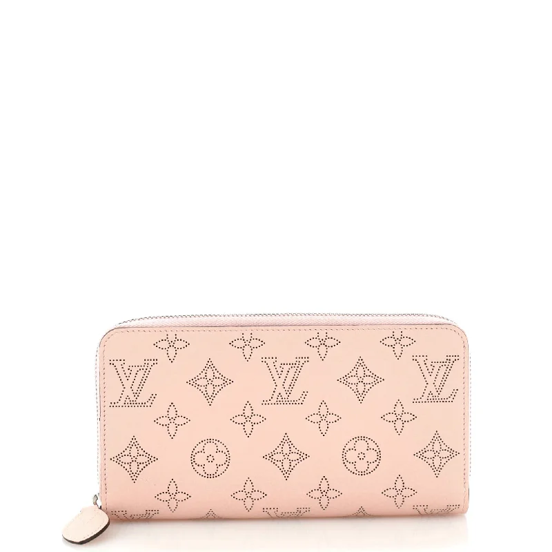 Best money clips for cash and cardsZippy Wallet Mahina Leather