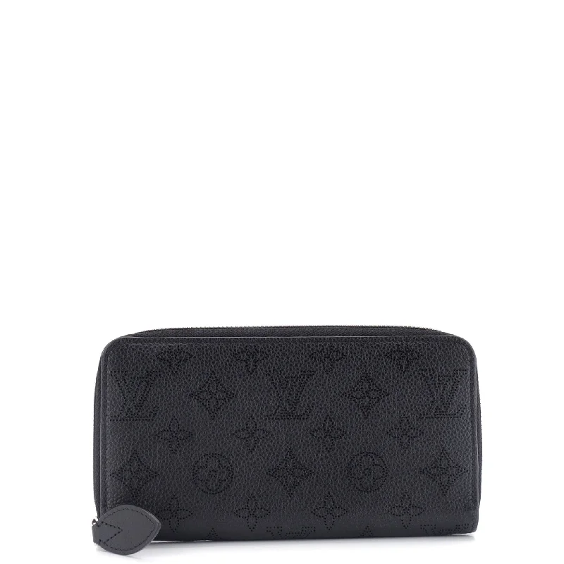 Luxury leather money clips with card slotsZippy Wallet Mahina Leather